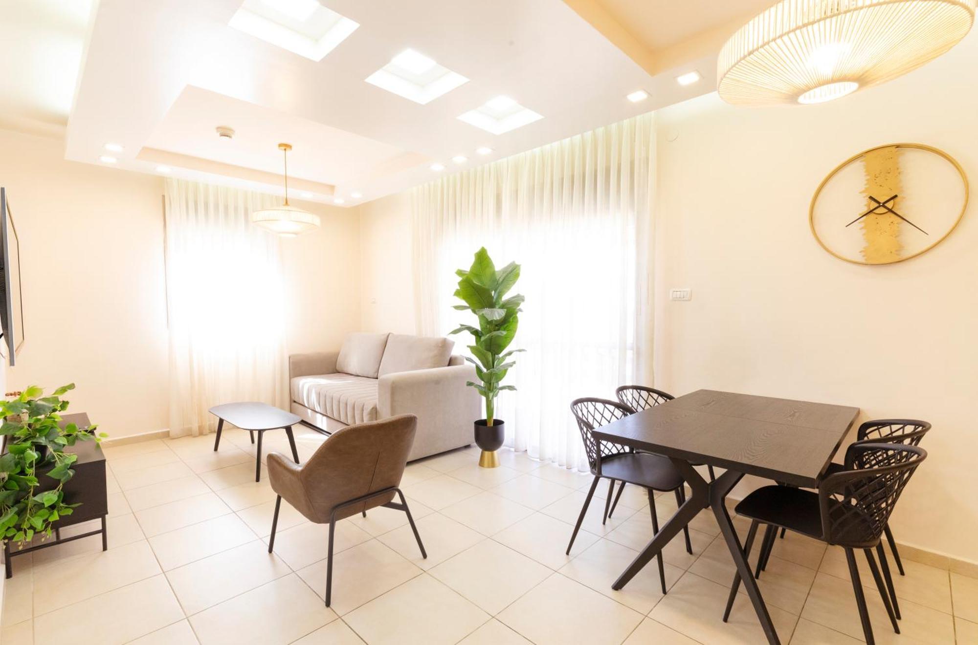 Almogim Suites Eilat Hotel (Adults Only) Εξωτερικό φωτογραφία